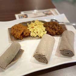 Injera Wot Tofu