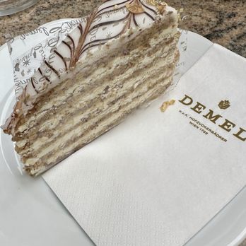 Demel - Cafes Near Me - Vienna, 9