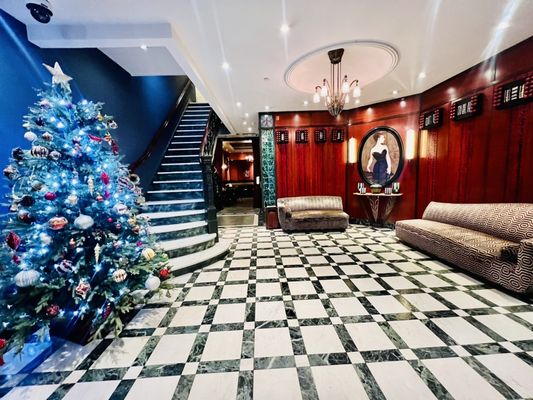 Washington Square Hotel