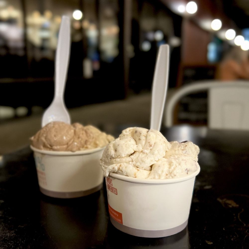 TASTE & SEE CREAMERY Updated October 2024 193 Photos & 371 Reviews 1419 Market St, Redding