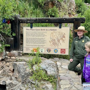 Wind Cave National Park - 07.07.24 Ranger relating the history of the wind caves - Hiking Near Me - Hot Springs, South Dakota Wind Cave National Park - 07.07.24 Ranger relating the history of the wind caves - Hiking Near Me - Hot Springs, South Dakota