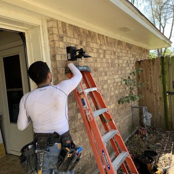 Illuminate Electric - Electricians Near Me - Ferris, Texas Illuminate Electric - Electricians Near Me - Ferris, Texas