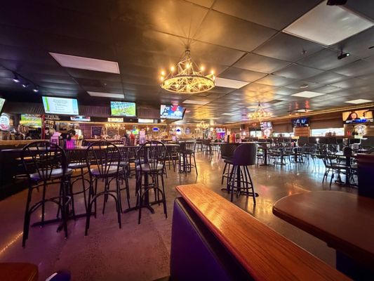 Pooky Jane's Kitchen and Pub by null