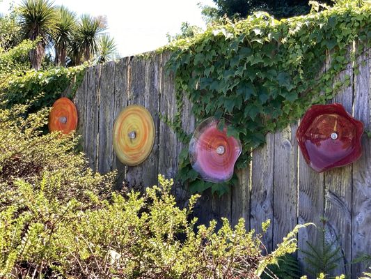 Lava Glass - Glassblowing Studio, Sculpture Garden, Art Gallery, Café by null