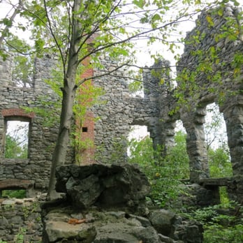 Ramapo Mountain State Forest - Foxcroft Mansion ruins - Hiking Near Me - Ringwood, New Jersey