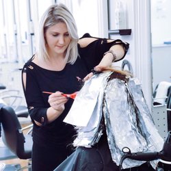 Studio R Salon - Color is our specialty