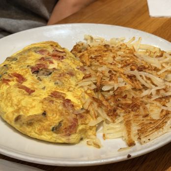 Wildberry Pancakes and Cafe - Wild Mushroom Omelette - Pancakes Near Me - Chicago, Illinois