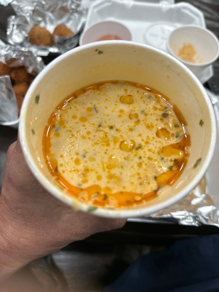 Food from Danni's New Orleans Eatery