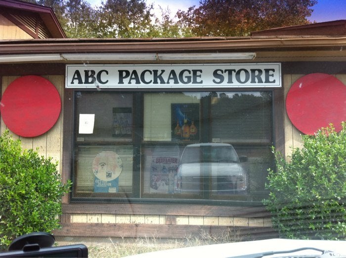 PARKWAY PACKAGE SHOPS Updated September 2024 1846 Huntsman Dr