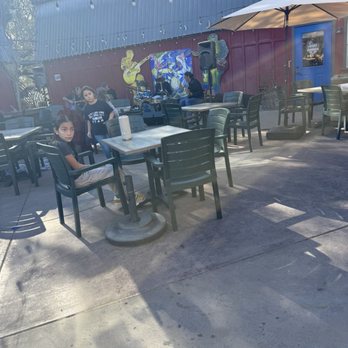 Heroes Wood-Fired Pizza - American Near Me - Santa Ysabel, California
