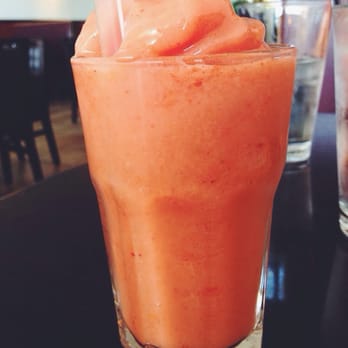 Mo's 3 Chinese Kitchen - Strawberry mango smoothie - Chinese Near Me - New Lenox, Illinois Mo's 3 Chinese Kitchen - Strawberry mango smoothie - Chinese Near Me - New Lenox, Illinois
