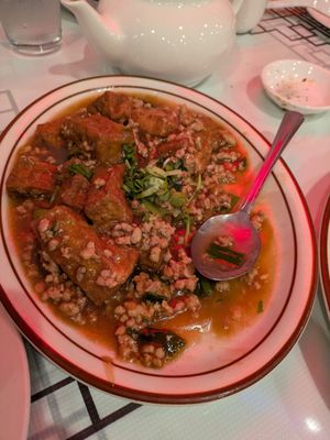 Emperor's Kitchen by null