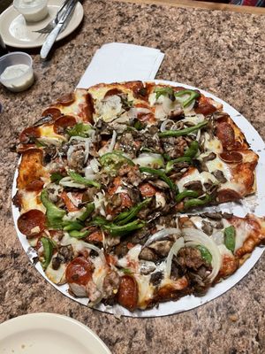 Tommy's Pizza by null