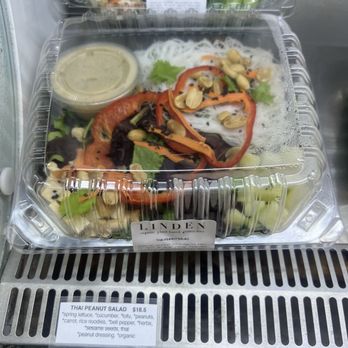 Linden Organic - Thai Peanut Salad - Juice Bars & Smoothies Near Me - Gilbert, Arizona
