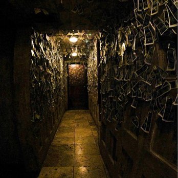 Gilt Bar - Walk way to bathroom and the library bar - New American Near Me - Chicago, Illinois