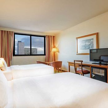Real Parque Hotel - Quarto Standard - Vista geral - Hotels Near Me - Lisbon, 11 Real Parque Hotel - Quarto Standard - Vista geral - Hotels Near Me - Lisbon, 11