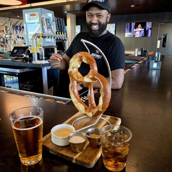 Assembly Icehouse - Sports Bars Near Me - Plano, Texas Assembly Icehouse - Sports Bars Near Me - Plano, Texas