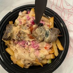 Saca's Mediterranean Cuisine - Beef kebab bowl