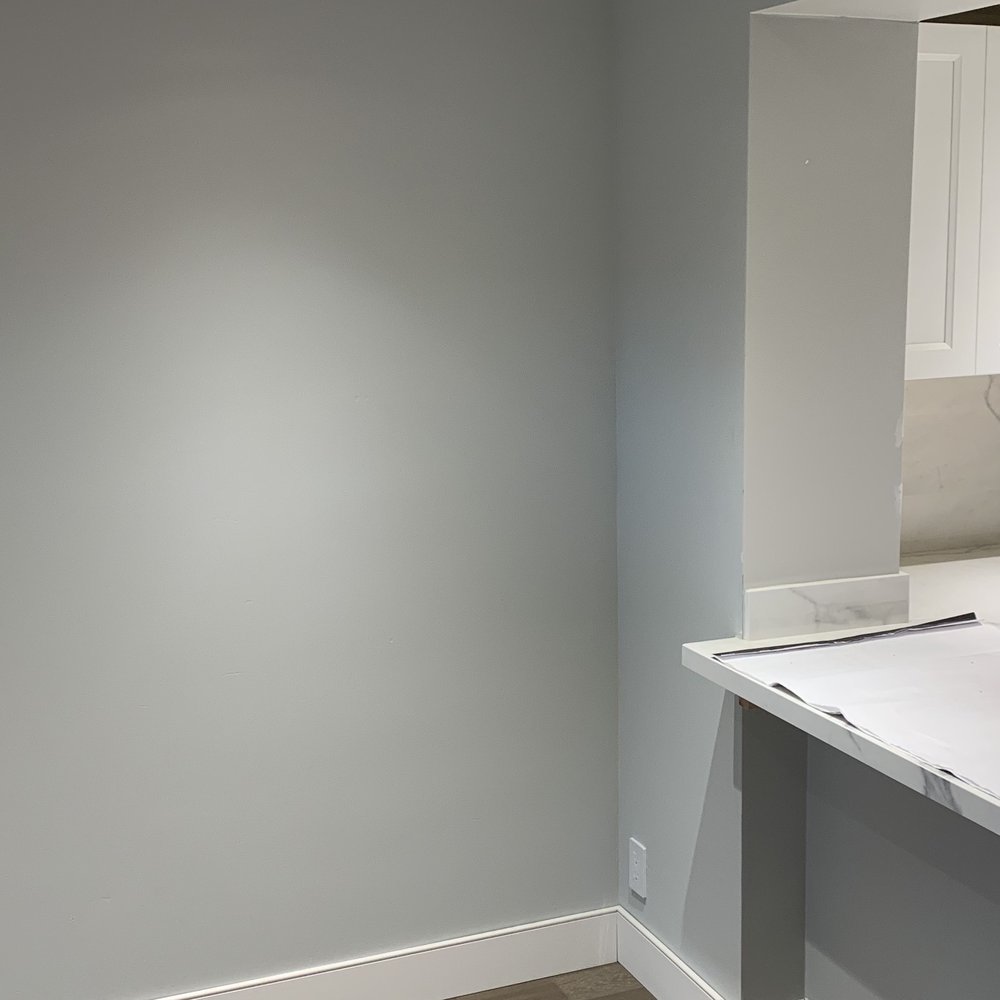 Meridian Design Build - Engineered wood flooring from Meridian Design Build meets baseboard. - Flooring Near Me - Los Angeles, California Meridian Design Build - Engineered wood flooring from Meridian Design Build meets baseboard. - Flooring Near Me - Los Angeles, California