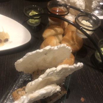Kō - Bread basket with dips - Seafood Near Me - Maui, Hawaii Kō - Bread basket with dips - Seafood Near Me - Maui, Hawaii