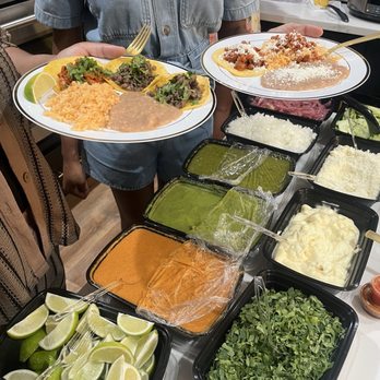 Geo's tacos - Taco bar - Caterers Near Me - Las Vegas, Nevada Geo's tacos - Taco bar - Caterers Near Me - Las Vegas, Nevada