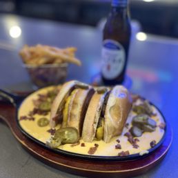 Volcano Deluxe Burger
