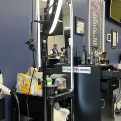 The Boss Haircut - Barbar's area