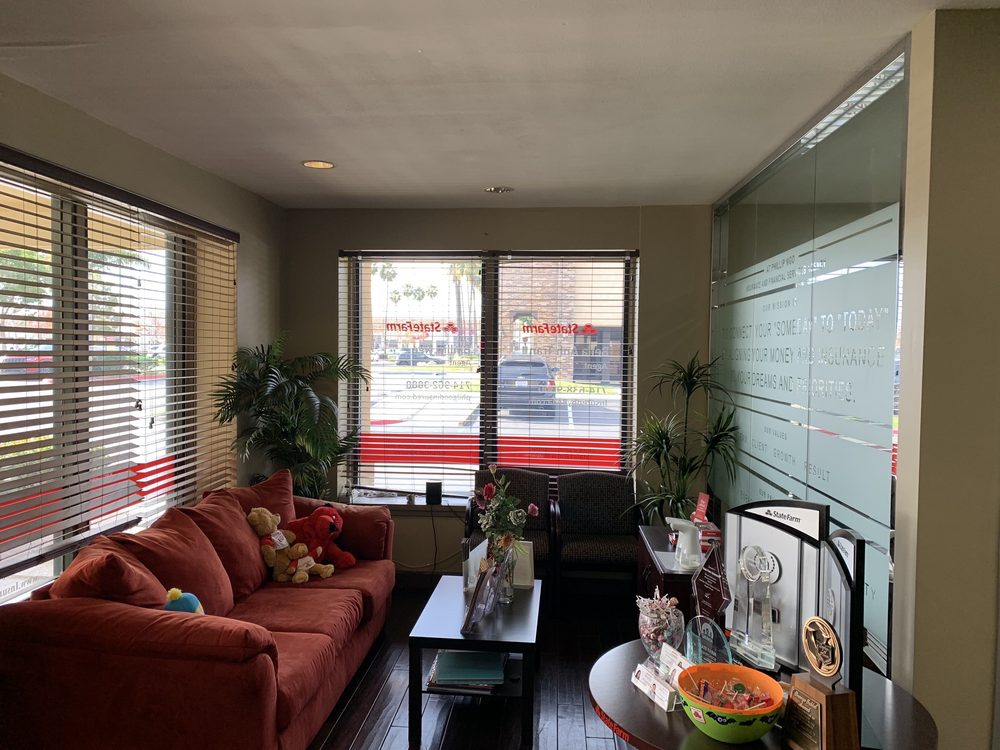 Bella Anh Tran - State Farm Insurance Agent