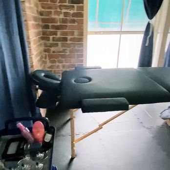 Body Wellness - A photo of a treatment table and cupping set inside the Body Wellness clinic. - Trainers Near Me - Martinez, California Body Wellness - A photo of a treatment table and cupping set inside the Body Wellness clinic. - Trainers Near Me - Martinez, California