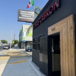Tacos A Cabron - Front of restaurant