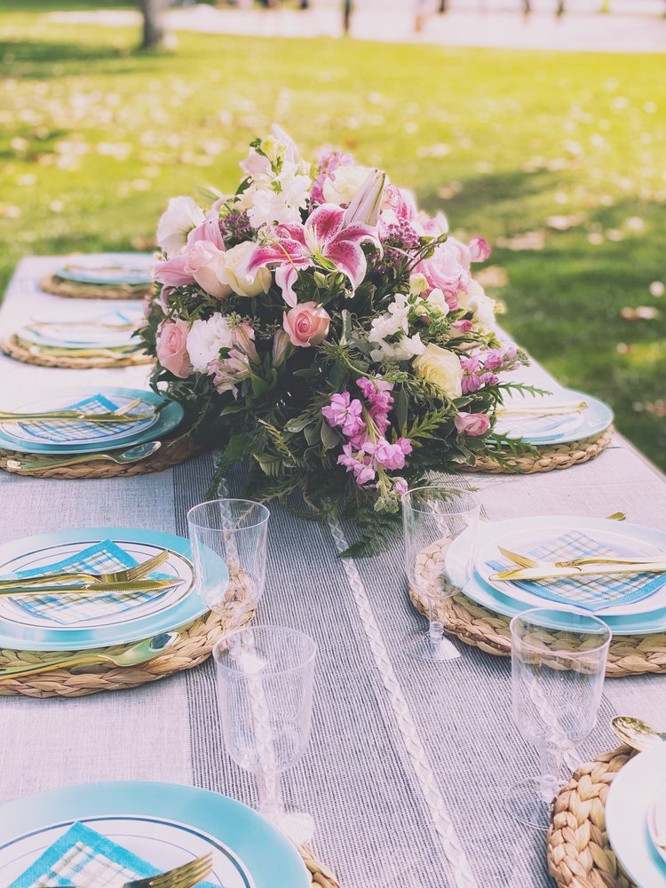 COUNTRYWOOD FLORIST 57 Photos & 102 Reviews Florists 2054 Treat