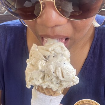 Moorenko's Ice Cream - Ice Cream & Frozen Yogurt Near Me - Silver Spring, Maryland