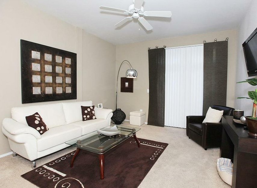 ROOSEVELT SQUARE APARTMENTS Updated October 2024 85 Photos & 96