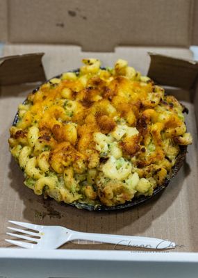 Bobbie Sue's Mac + Cheese by null
