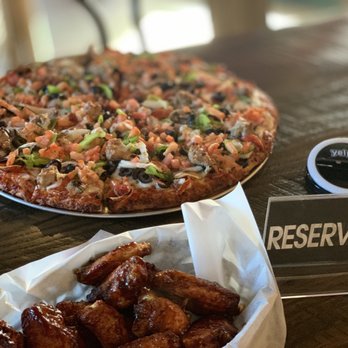 Mountain Mike's Pizza - Pizza Near Me - Gold River, California