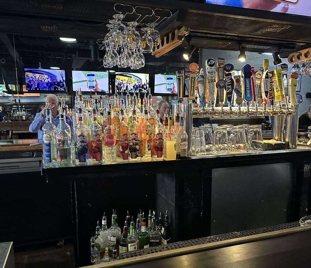 The Dam Grille