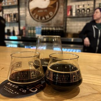 Goose Island Tap Room - Breweries Near Me - Chicago, Illinois
