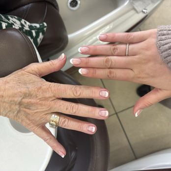 Elegant Nails - Nail Salons Near Me - Santa Monica, California