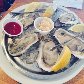 The Mucky Duck - #oysters at the Mucky Duck #captivaisland - Seafood Near Me - Captiva, Florida
