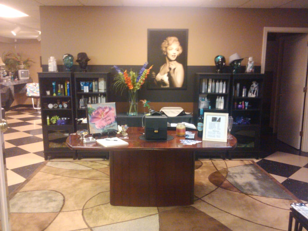PERSONA SALON Updated April 2024 46 Reviews 9900 Shelbyville Rd