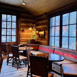 The Foundry Grill - Charming area
