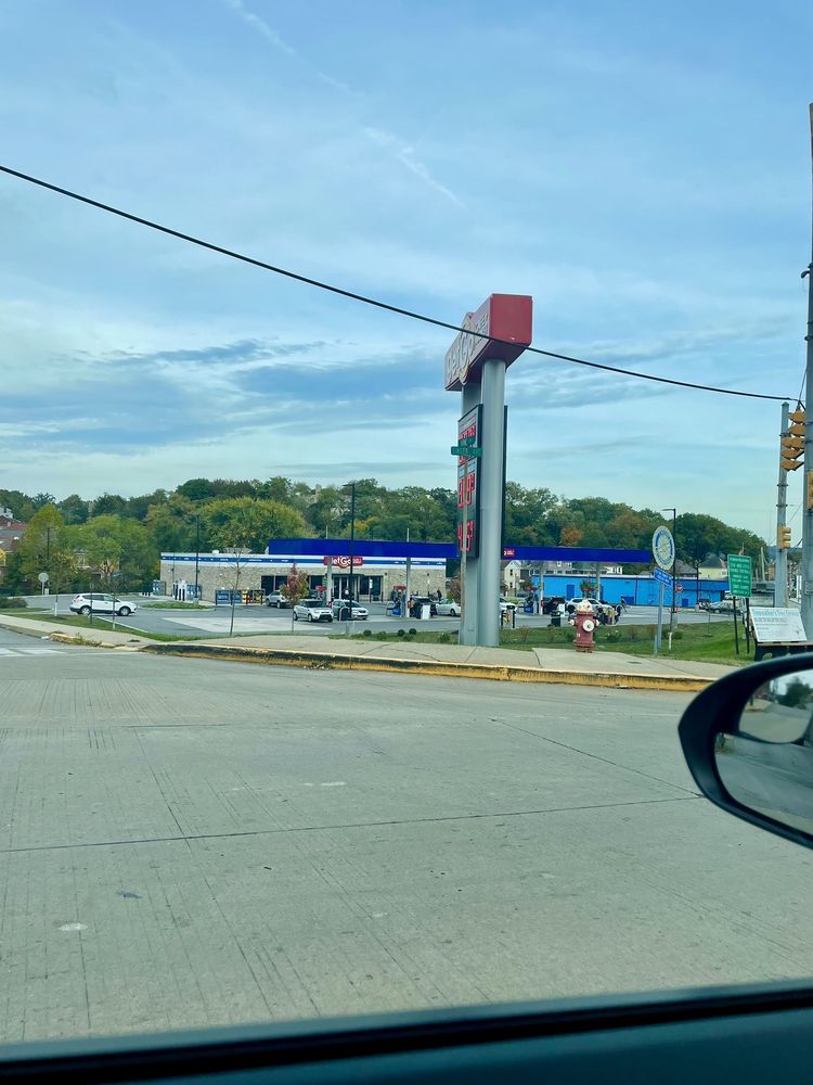 GETGO GAS STATION Updated May 2024 1250 Chartiers Ave, McKees Rocks