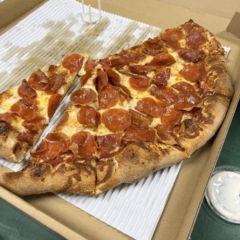Pizza Factory - We were so hungry I forgot to take pictures of the fill pizzas! - Pizza Near Me - Prather, California Pizza Factory - We were so hungry I forgot to take pictures of the fill pizzas! - Pizza Near Me - Prather, California