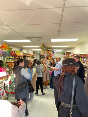 Isla Pacific Grocery by null