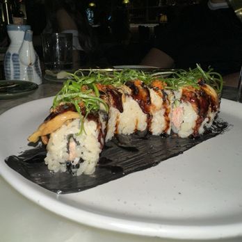 Jade Beverly Hills - Onyx Roll - Japanese Near Me - Beverly Hills, California Jade Beverly Hills - Onyx Roll - Japanese Near Me - Beverly Hills, California
