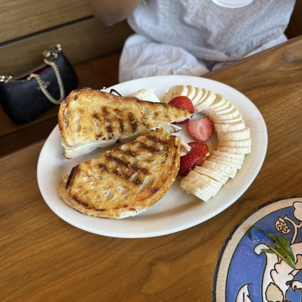 Urth Caffé - Orange - Kids Grilled Chicken Panini - Coffee & Tea Near Me - Orange, California Urth Caffé - Orange - Kids Grilled Chicken Panini - Coffee & Tea Near Me - Orange, California