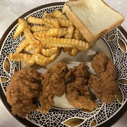 Does this LOOK like six shriveled fingers? Hmmm... 1... 2... 3... 4! Nope. Even a muppet vampire can count to 6, for crying out loud. Does this LOOK like six shriveled fingers? Hmmm... 1... 2... 3... 4! Nope. Even a muppet vampire can count to 6, for crying out loud.