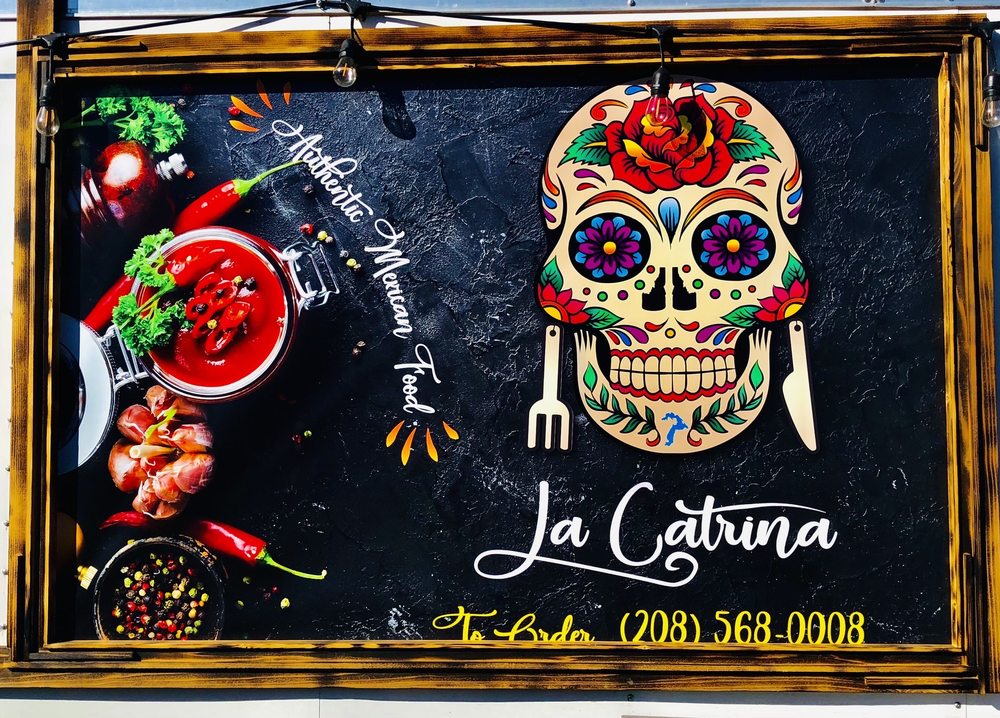 La Catrina Logo