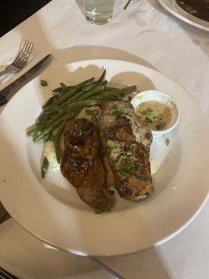 Bistro 214 by null