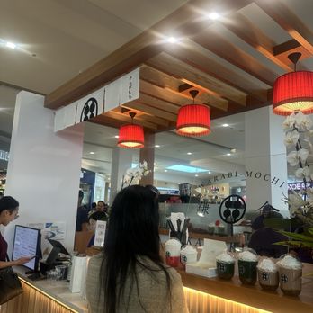 Warabimochi Kamakura - Front of stall - Desserts Near Me - Arcadia, California